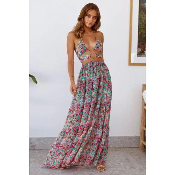 💐 Hello Molly, Free Flight Floral Strappy Maxi Dress - Picture 5 of 16